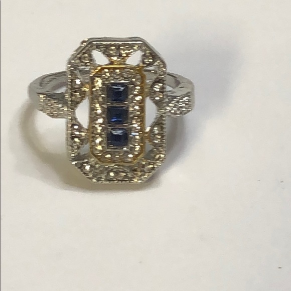 Size 10 fashion ring - Picture 2 of 5